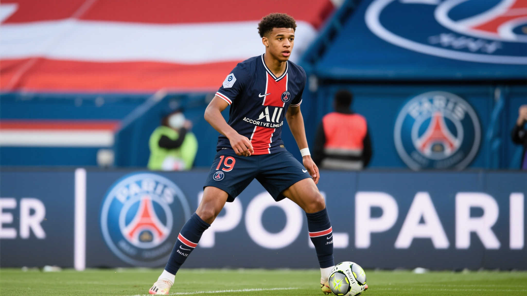 19岁的扎格被誉为现代足球的新生代表，其稳健而灵活